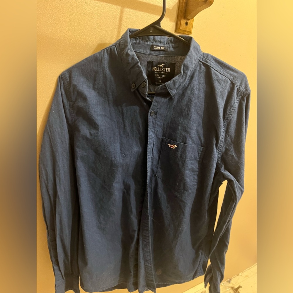 Hollister Long Sleeve Button Up